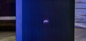 Peavey przedstawia przenośny głośnik kolumnowy LN1263